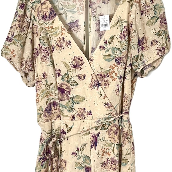 American Eagle Floral Romper NWT size L Beige Pink Summer Girlhoodcore Feminine - Picture 3 of 13